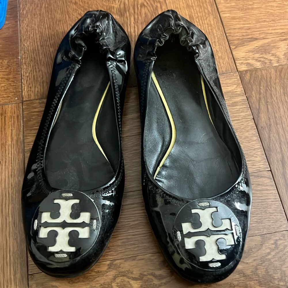 Tory Burch black flats